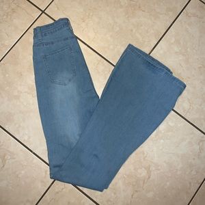 Light wash bell bottom jeans